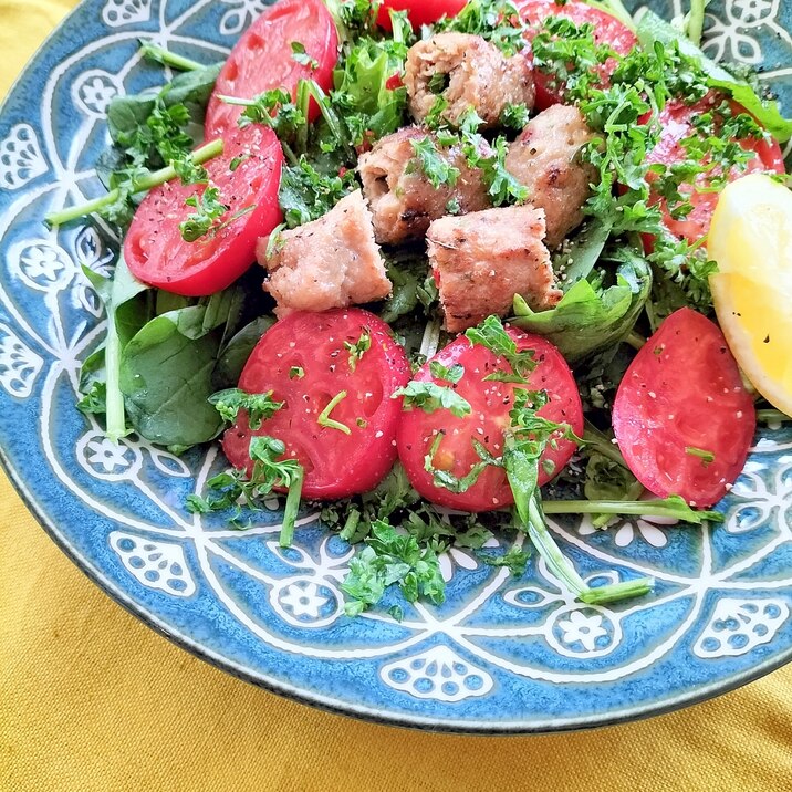 ほうれん草とトマトのチキンハーブ♩(おつまみにも)